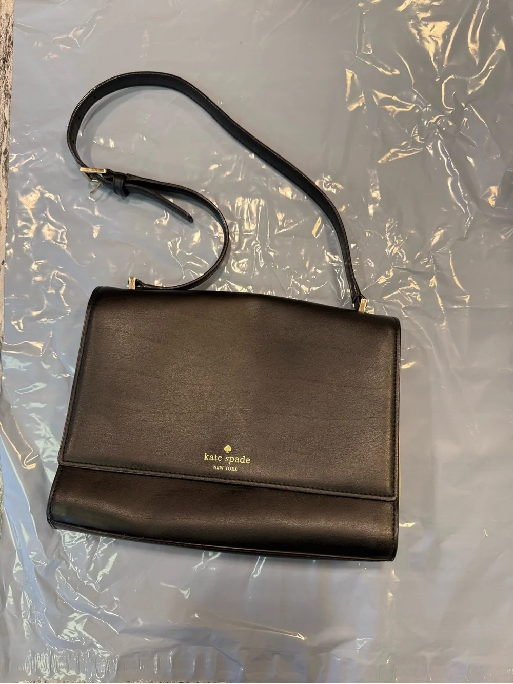 kate spade Black Shoulder Bag with Gold Logo and Beige Sides